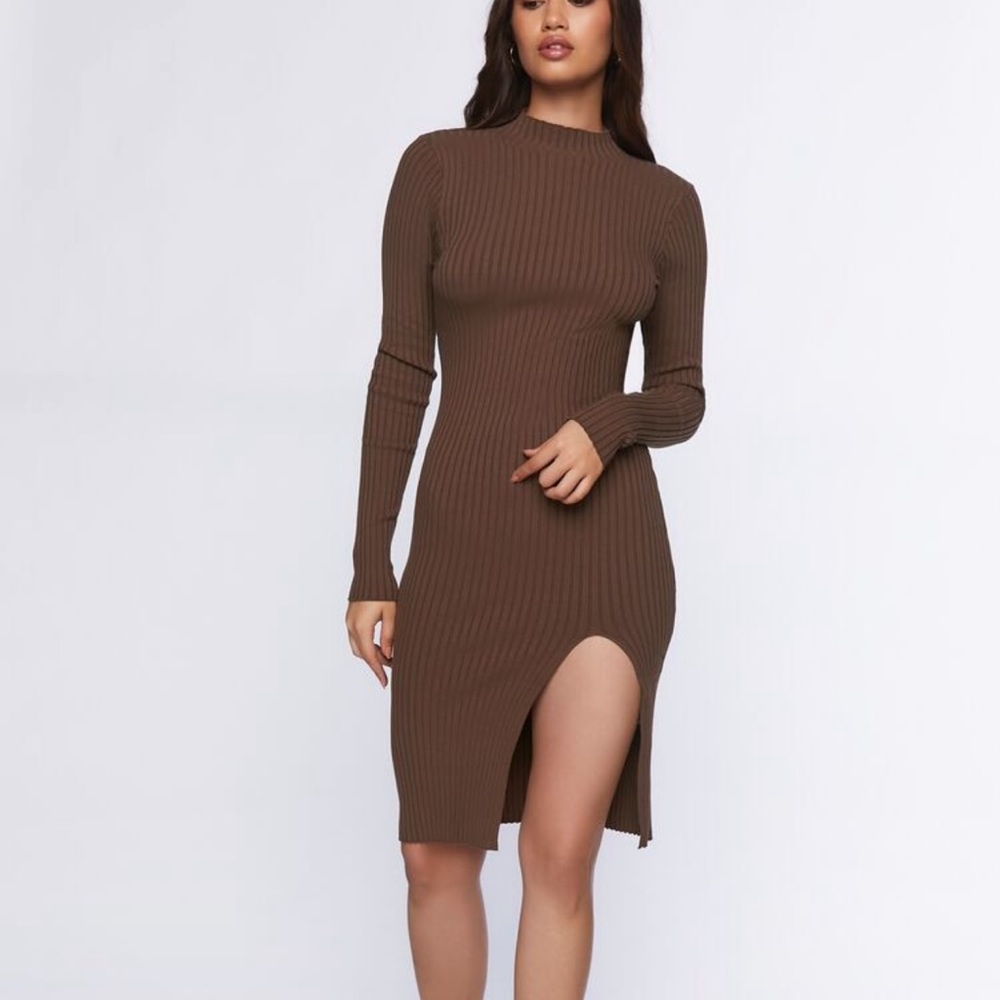 Brown Ribbed sweater dress with slit